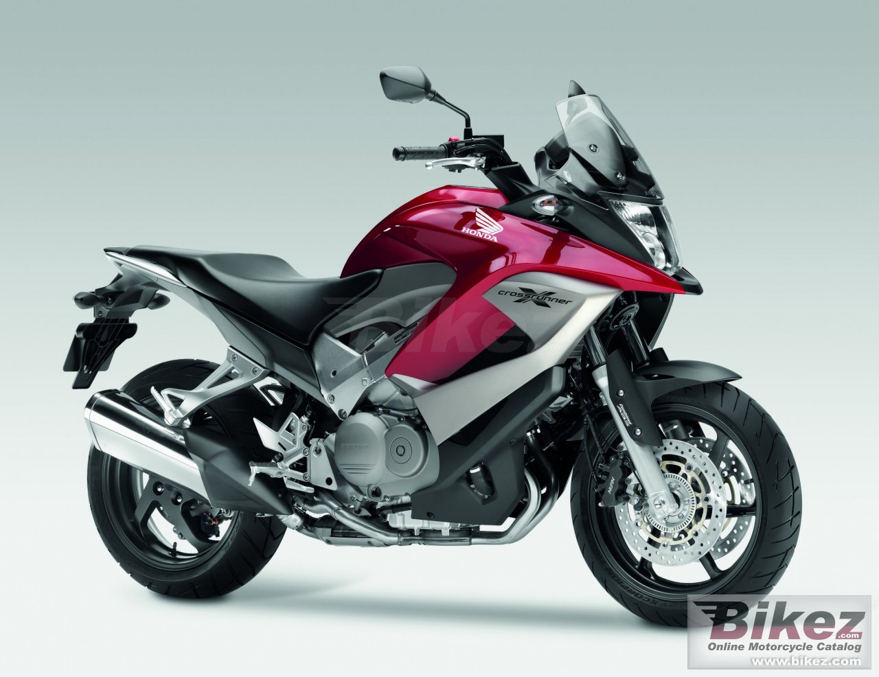 Big Honda crossrunner picture and wallpaper from Bikez.com